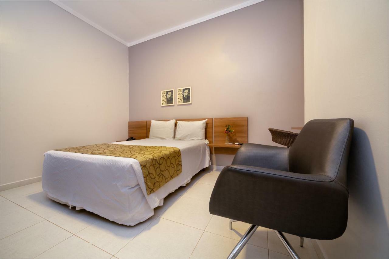 Hotel Porto Madeira Pôrto Velho Buitenkant foto